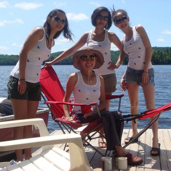 Meet your Posher, Hanh - Picture 1 of 1